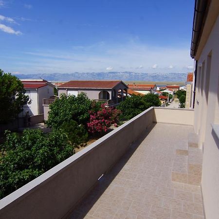 Apartments Domani Vir Bagian luar foto
