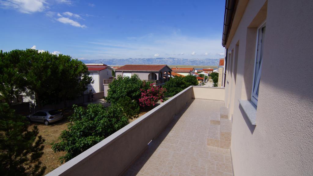 Apartments Domani Vir Bagian luar foto